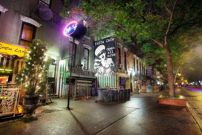 2-Hour Spanish Nightlife Guided Walking Tour of Greenwich Village - Pace, weather, and what to bring for a comfortable night out