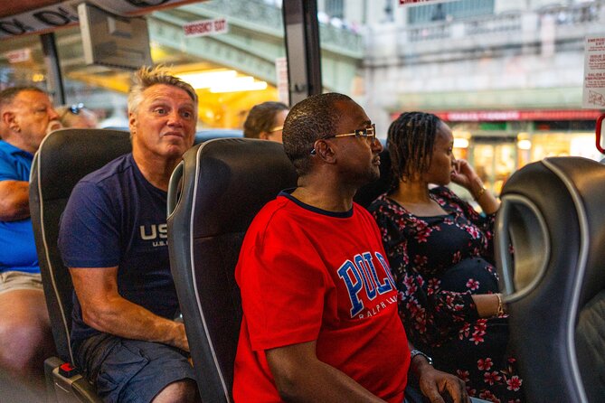 3 Hour Luxury Bus Tour of NYC Night Highlights - Manhattan Bridge to DUMBO: The Photo Stop That Makes the Ticket Feel Worth It