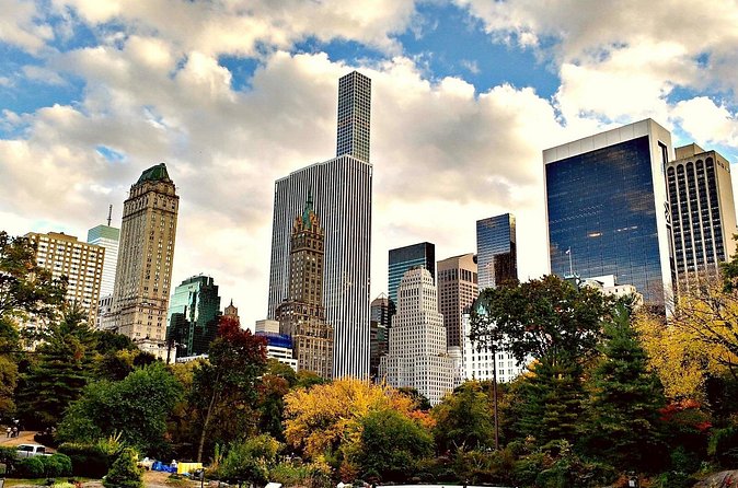 3 Hour Midtown Manhattan Walking Tour - St. Patrick’s Cathedral: The Big-Crowd Masterpiece