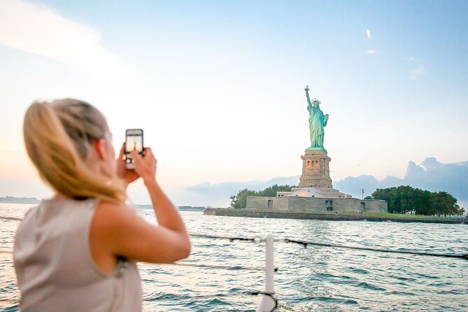 60-Minute Statue of Liberty Sightseeing Cruise - Pier 36 Check-In and What You Really See in 60 Minutes