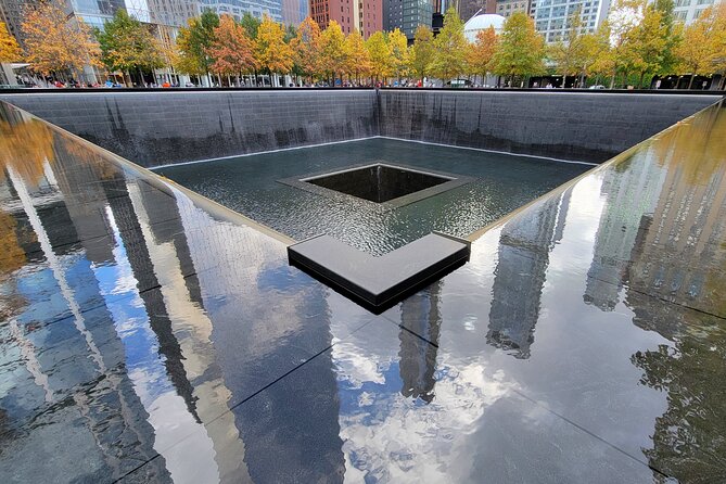 9/11 Memorial at World Trade Center and Financial District Walking Tour - The National 9/11 Memorial and Museum: how to use your 50 minutes