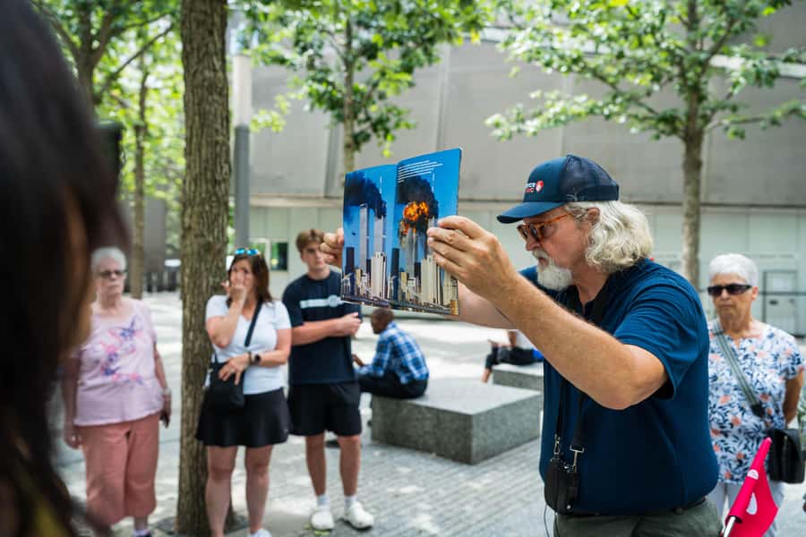 9/11 Memorial Tour + Museum and One World Observatory Option - Who this tour suits best