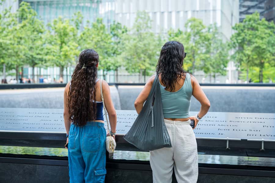 9/11 Memorial Tour + Museum and One World Observatory Option - Entering the site with the right starting point