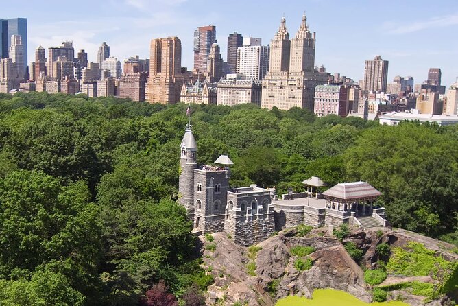 A New York Date Night Personalized Self-Guided App Tour - Why a phone-led date night tour works in New York