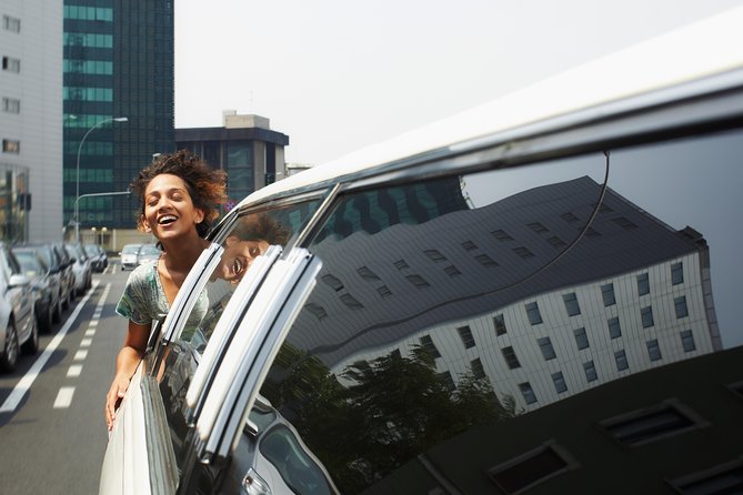 Airport Luxury departure ride from NYC Hotels by Limousine or SUV - Key Reasons This Pickup Works Well