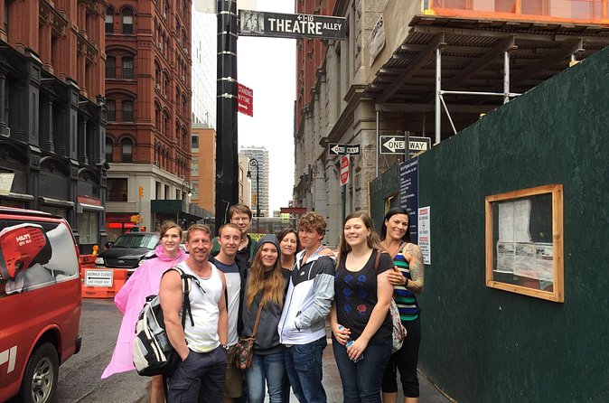 Alexander Hamilton Musical Walking Tour - Wall Street photos: the Bull, the pop-up statue, and the money heartbeat
