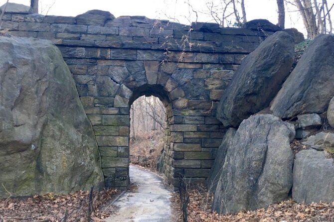 An Epic Scavenger Hunt: New York City Central Park Adventure - Stop-by-stop: the eight locations that shape your route