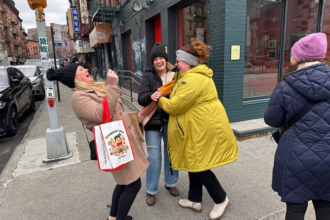 Bagels Dumplings Pizza & Tacos: A Downtown Food Crawl - Essex Street Market and Kossar’s Bagels: Starting with the Right Bread