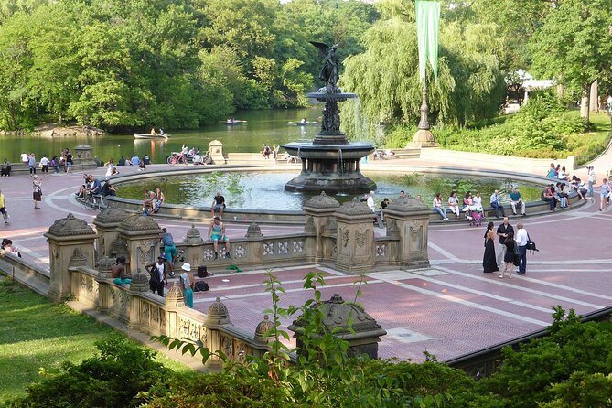 Best of Central Park Tours by Pedicab - Stories & Photos - North-of-the-center sights: Wollman Rink, the Pond, and the Zoo