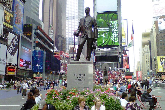 Broadway: A Self-Guided Audio Tour of the World's Iconic Theatre District - A walk past TKTS, M&M’s World, and the Theatre District rhythms