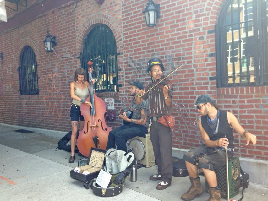Brooklyn: 2-Hour Best of Brooklyn Walking Tour -Williamsburg - Key Things That Make This Tour Worth Your Time