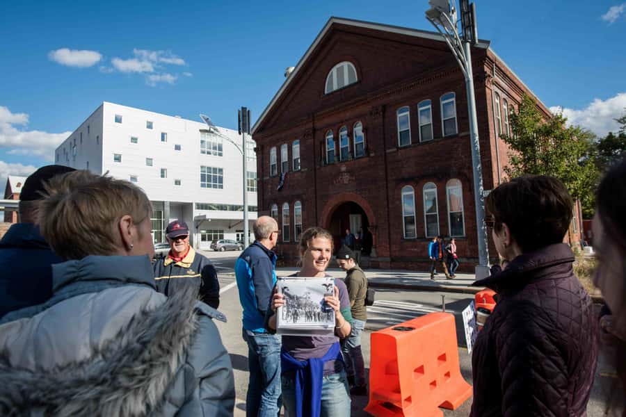 Brooklyn: 2-Hour Brooklyn Navy Yard Walking Tour - Price and value: what $25 buys you