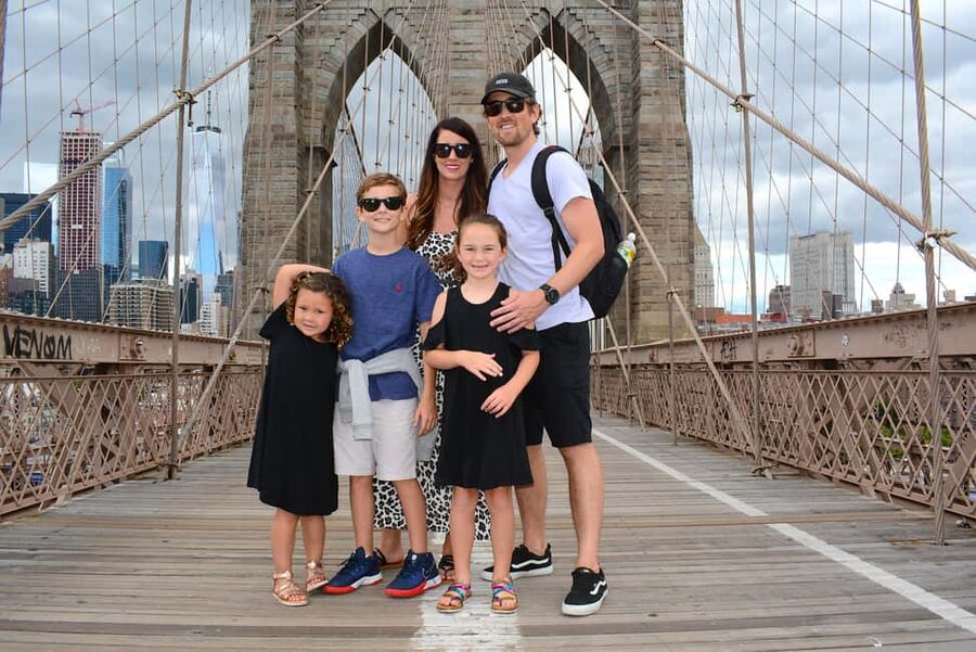Brooklyn Bridge & Neighborhoods – 2-Hour Photo Shoot Tour - Price and Value: Is $345 for Two Worth It?