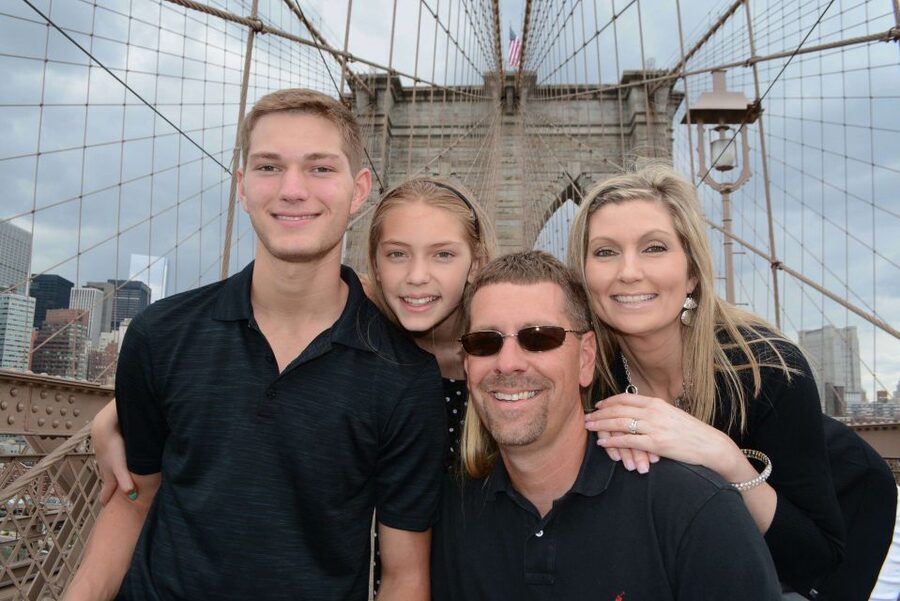Brooklyn Bridge & Neighborhoods – 2-Hour Photo Shoot Tour - Brooklyn Bridge (50 Minutes): The Skyline Moment You Came For