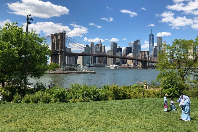 Brooklyn Bridge Waterfront Guided Bike Tour - Manhattan Bridge and the East River Park return: more angles, less stress