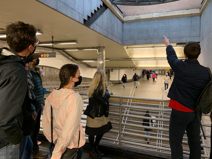 Brooklyn: Discover Hidden NYC Subway Secrets - Private - Where It Starts: 50 Court St and an Easy Underground Mindset