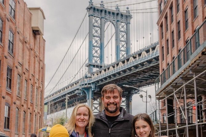 Brooklyn & DUMBO: Open-top Bus Tour and Guided Walking Tour - Chocolate tasting and professional photos, included