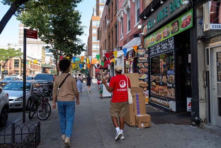 Brooklyn Food Tour of Mom-and-Pop Culinary Gems - Why Smith and Court Streets makes this Brooklyn Food Tour feel different