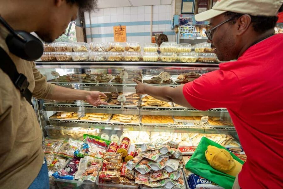 Brooklyn Food Tour of Mom-and-Pop Culinary Gems - How Cobble Hill and Brooklyn Heights shape the stories behind your bites