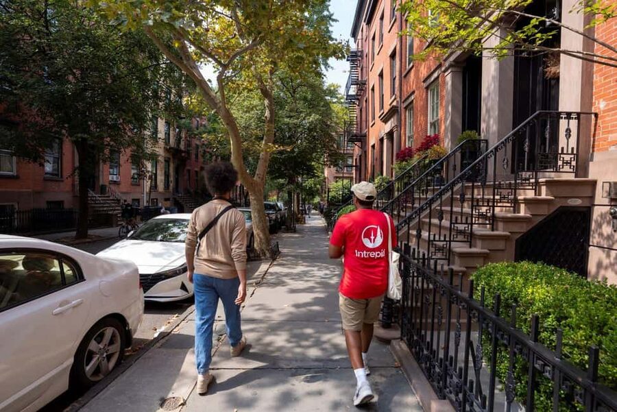 Brooklyn Food Tour of Mom-and-Pop Culinary Gems - Finishing near Brooklyn Farmacy and The Chocolate Room