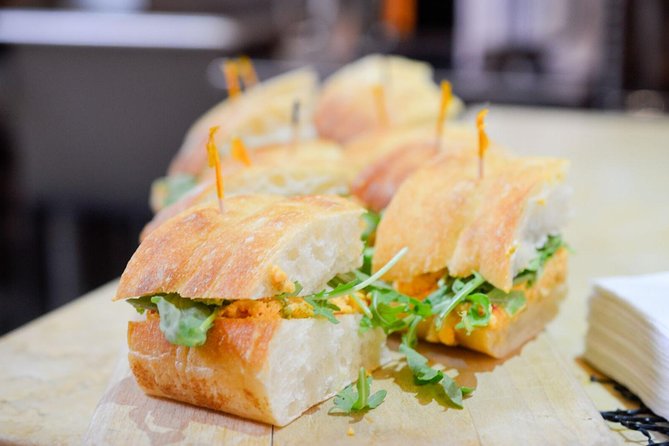 Brooklyn Food Walking Tour: Local Eats & Family‑Run Shops - Stop 1 on Smith Street: Carroll Gardens’ restaurant strip