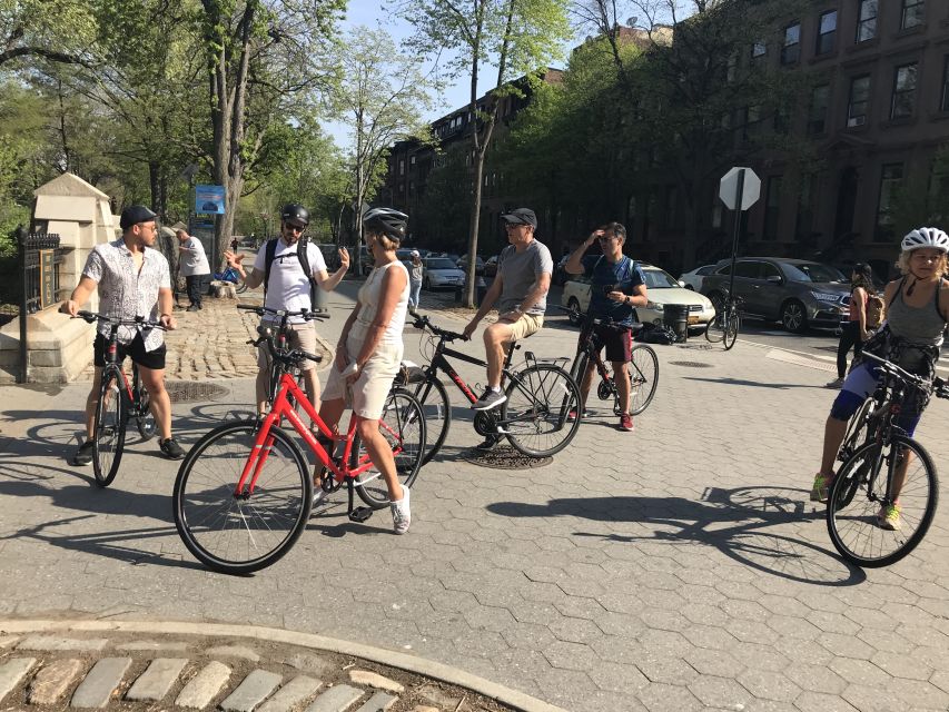 Brooklyn: Half-Day Cycling Tour - Bike, helmet, tastings, and value at $138 for 5 hours