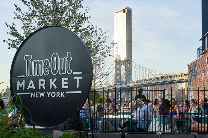 Brooklyn Heights, Brooklyn Bridge, and DUMBO Food Tour - Meeting spot, timing, and the walk you should expect