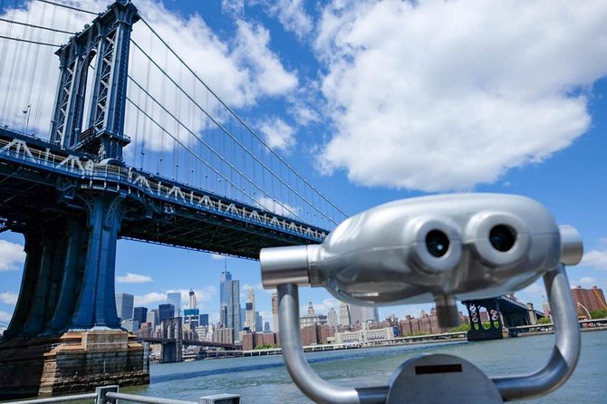 Brooklyn Heights, DUMBO and Brooklyn Bridge guided tour in French - Brooklyn Bridge Park: turning views into a green break