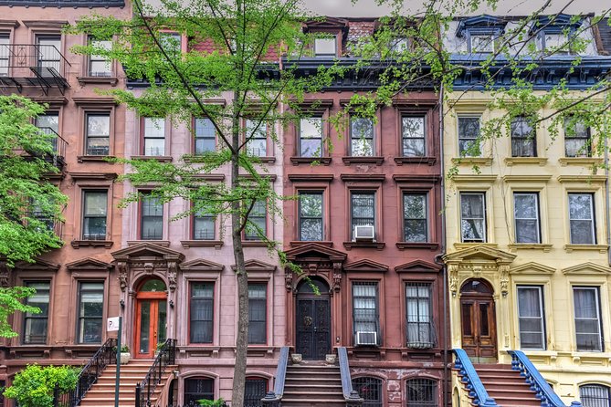Central Harlem African-American Culture Walking Tour - Apollo Theater and 125th Street: Renaissance energy to Civil Rights context