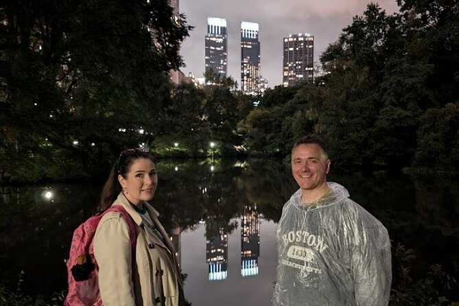 Central Park After Dark Tour with Complimentary Photo Album - Meeting point and the 2.5 hour timing that helps your photos