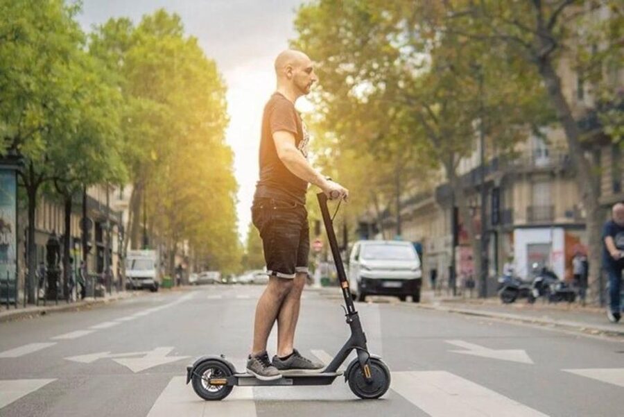 Central Park Electric Scooter Rental - Getting rolling fast: helmets, map, locks, and the easy start