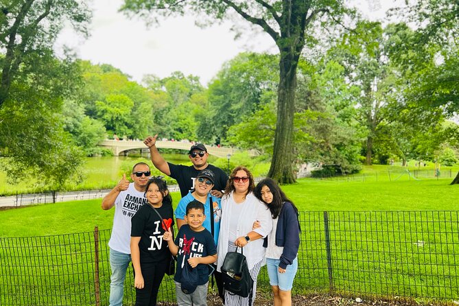 Central Park Guided Tour - Bethesda Fountain and the lake: your best photo stretch