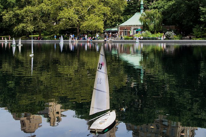 Central Park Guided Walking Tour - Meeting at 7th Avenue and 59th Street, and what the tour vibe feels like