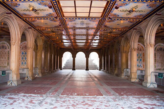 Central Park Guided Walking Tour - Natural Marvels - What to expect from the guide and why small groups matter