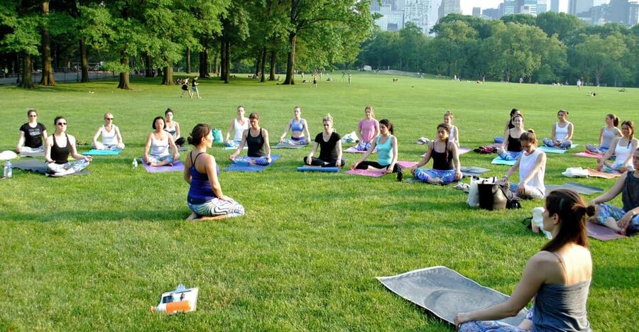 Central Park, New York: Yoga Classes in the park since 2012 - What Happens in the 1-Hour Class