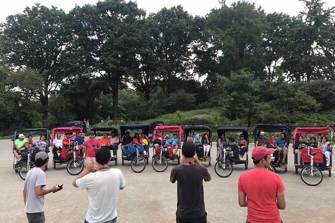 Central Park Pedicab Tour with Guide - Strawberry Fields and the Dakota: Lennon Stops With Emotional Weight
