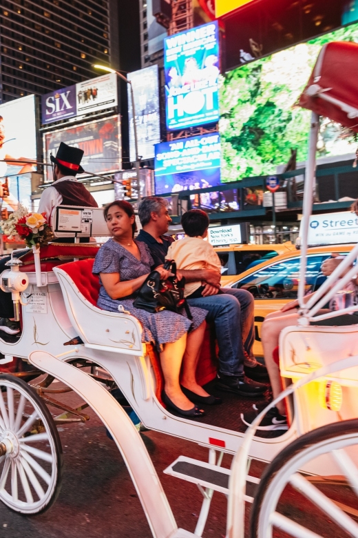 Central Park, Rockefeller & Times Carriage Ride (4 Adults) - Central Park by carriage: romantic paths and skyline angles