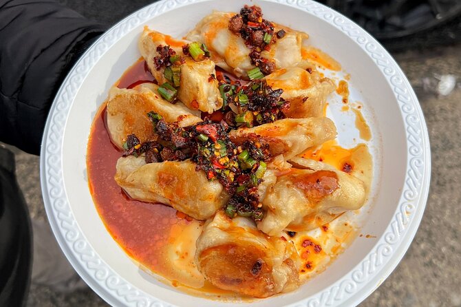 Chinatown and Little Italy Food Tour | Tasty Tours NYC - Mosco Street and Doyers Street: Street Art, Old Clashes, and Photo Moments