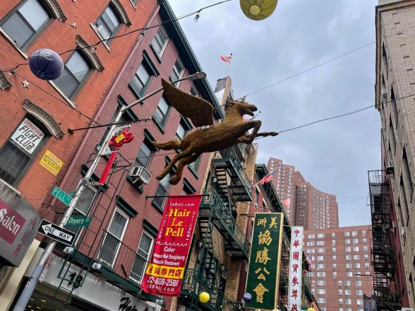 Chinatown Walking Food Tour of New York - Noodles at Toniis Fresh Rice Noodle, plus the sweet and fruit side