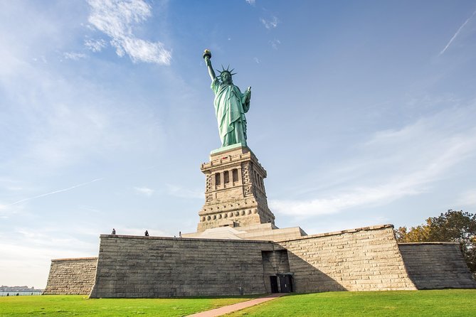 Choose Your Access Statue of Liberty and Ellis Island Small-Group Tour - Quick hits before you go