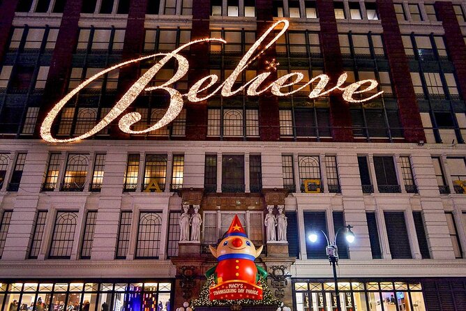 Christmas in New York: Private Holiday History Tour - Rockefeller Center: Tree, Architecture, and the Stage Side of Christmas