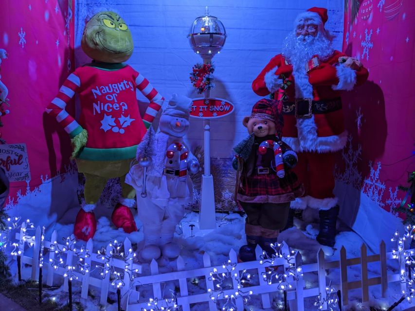 Christmas Light Night tour - The Main Risk: Too Much Bus Time, Not Enough Neighborhood Time