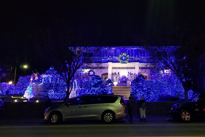Christmas Lights Tour of Dyker Heights Brooklyn - Key Highlights to Know Before You Go