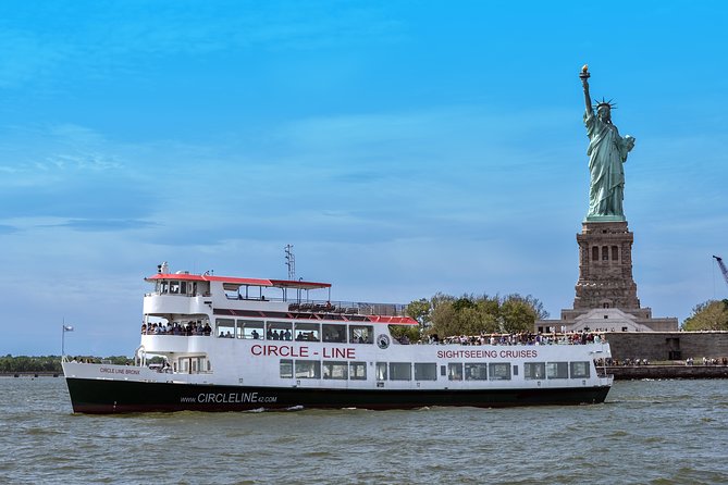 Circle Line: 1.5hr - New York City Landmarks Cruise - Statue of Liberty and Liberty Island: The Closest You’ll Want to Get by Boat