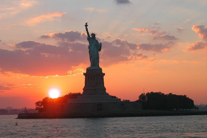 Circle Line: 2hr - New York City Harbor Lights Cruise - Getting to Pier 83 and choosing the right spot on the boat