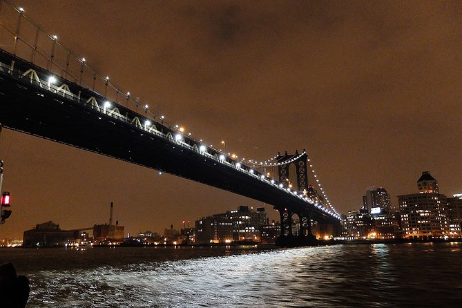 Circle Line: 2hr - New York City Harbor Lights Cruise - Indoor comfort, outdoor photos, and what you can buy on board