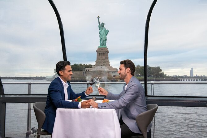City Cruises New York Bateaux Premier Lunch Cruise - Lunch on board: what to expect from the meal and service