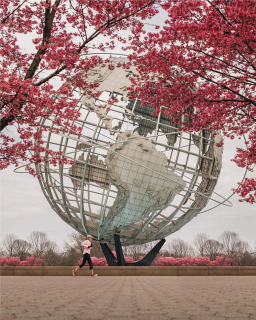 Contrasts of New York Tour - From Manhattan to Harlem: The Cotton Club and Apollo Theater area