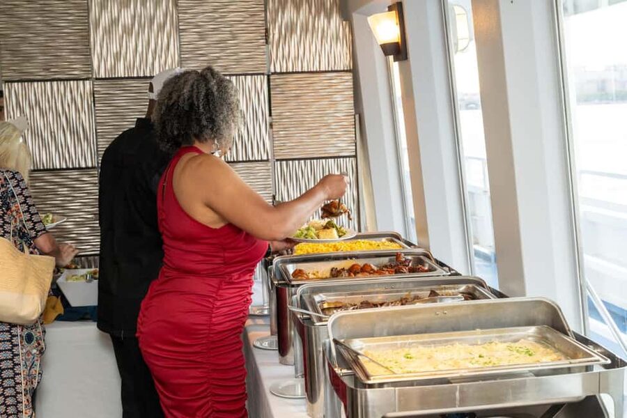 Cornucopia Princess NYC New Years Eve Cruise - Dinner buffet from 9:30 to 11:30, and what that means for quality
