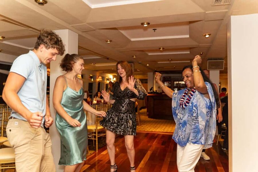 Cornucopia Princess NYC New Years Eve Cruise - The 5-hour party flow: dinner, drinks, DJ, fireworks